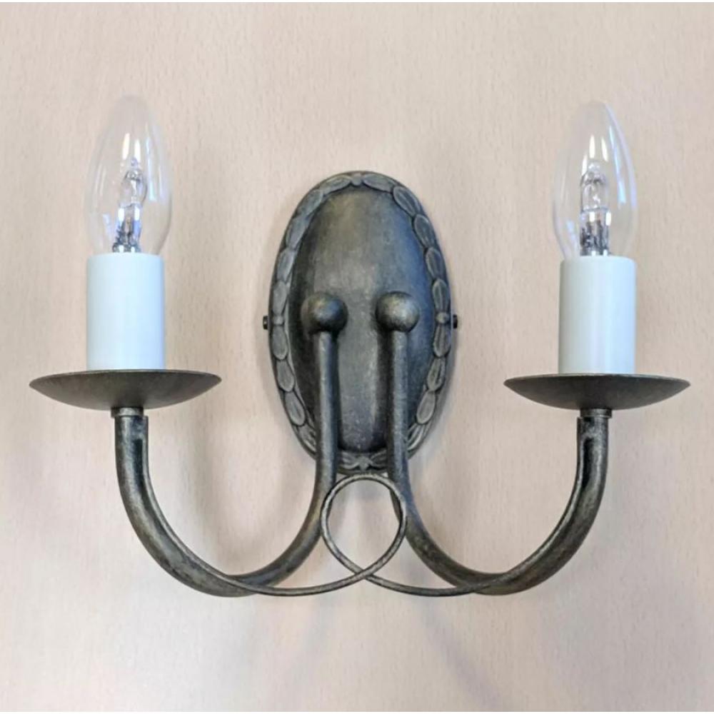 kovacsoltvas dupla falikar lampa fem regies klasszikus fekete gyertya borozo pince etterem nappali folyoso olcso minosegi mediterran kastely villa elegans.jpg